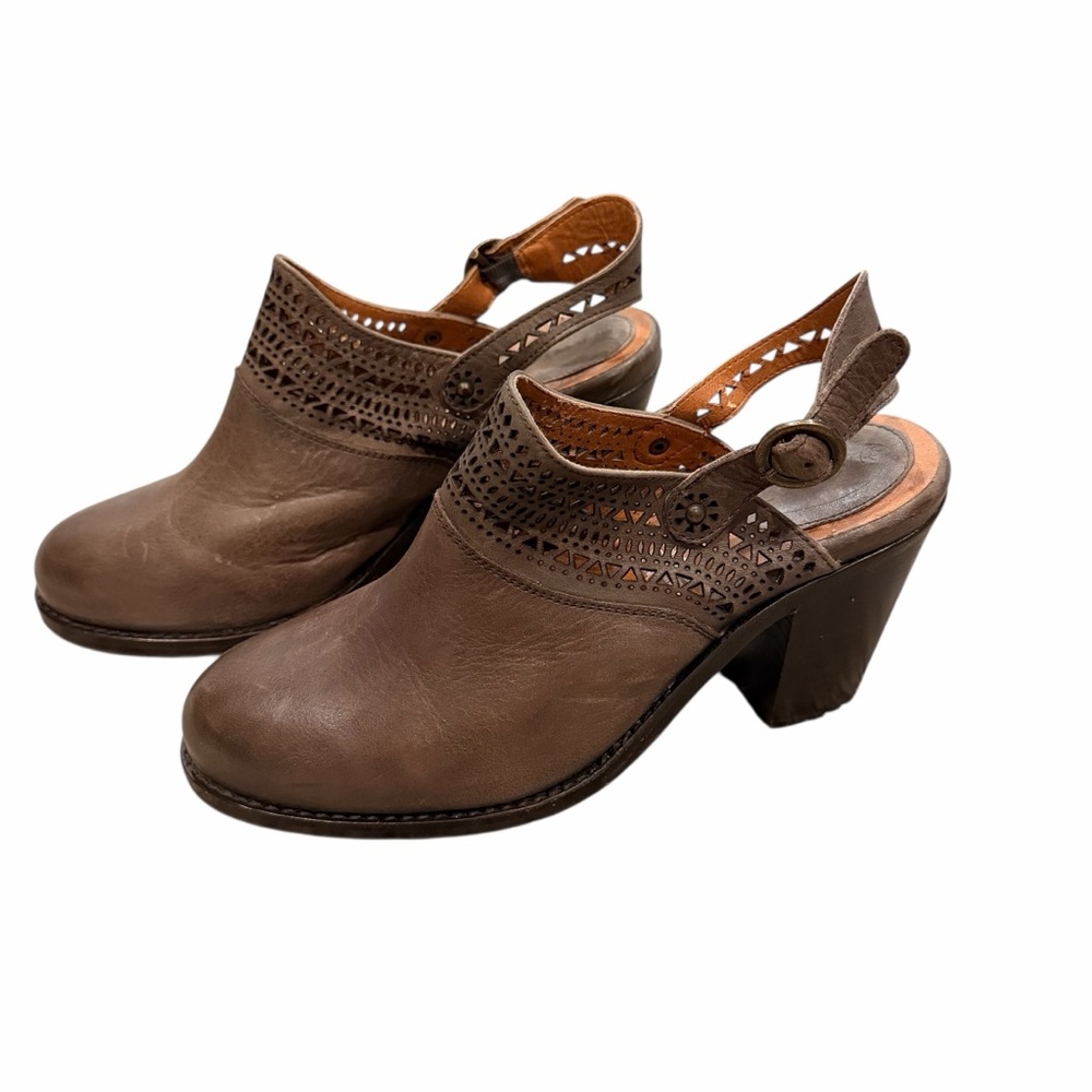 Ariat Tan Leather Women's Clogs